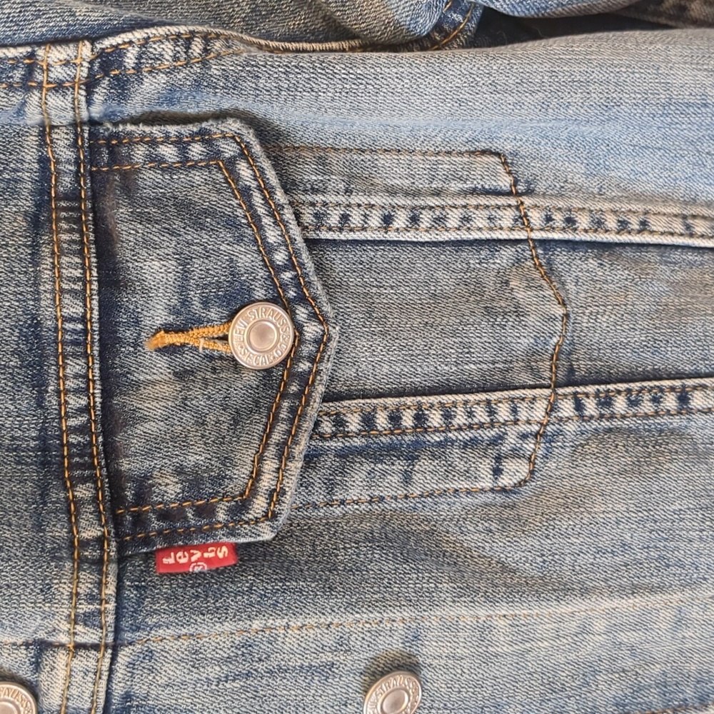 Levi's Jeans Jacket - image 4